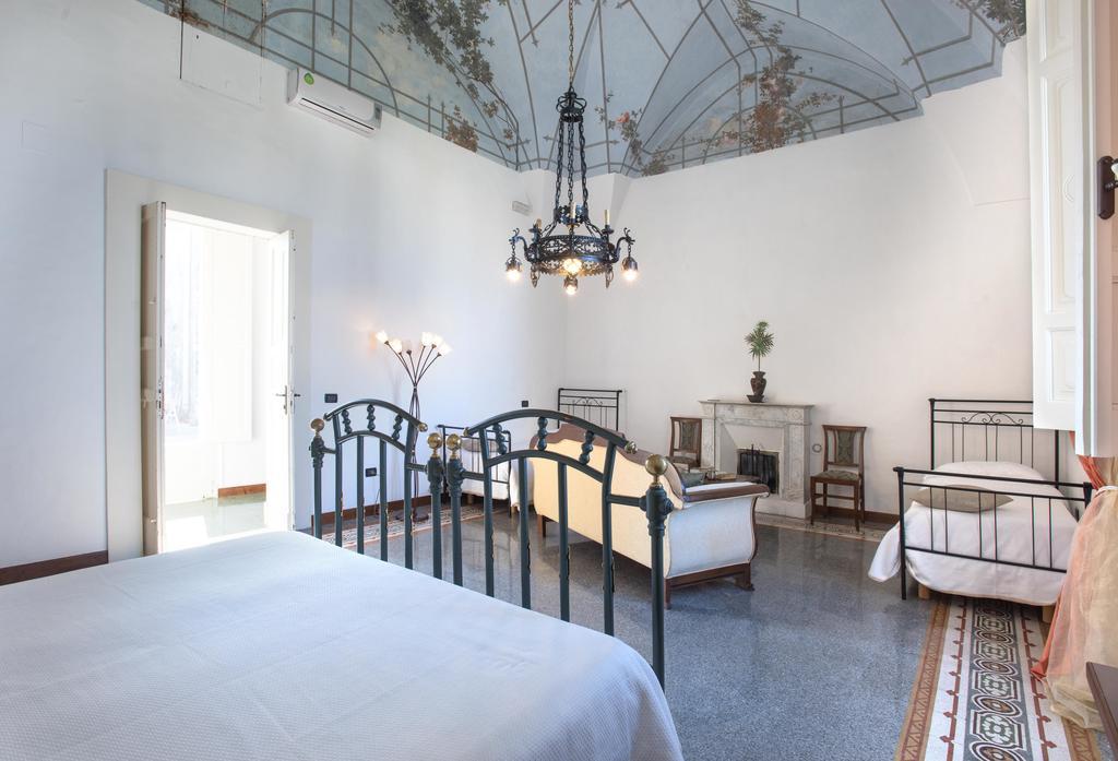 Palazzo Scarciglia - Dimora D'Epoca Bed and Breakfast Minervino di Lecce Εξωτερικό φωτογραφία