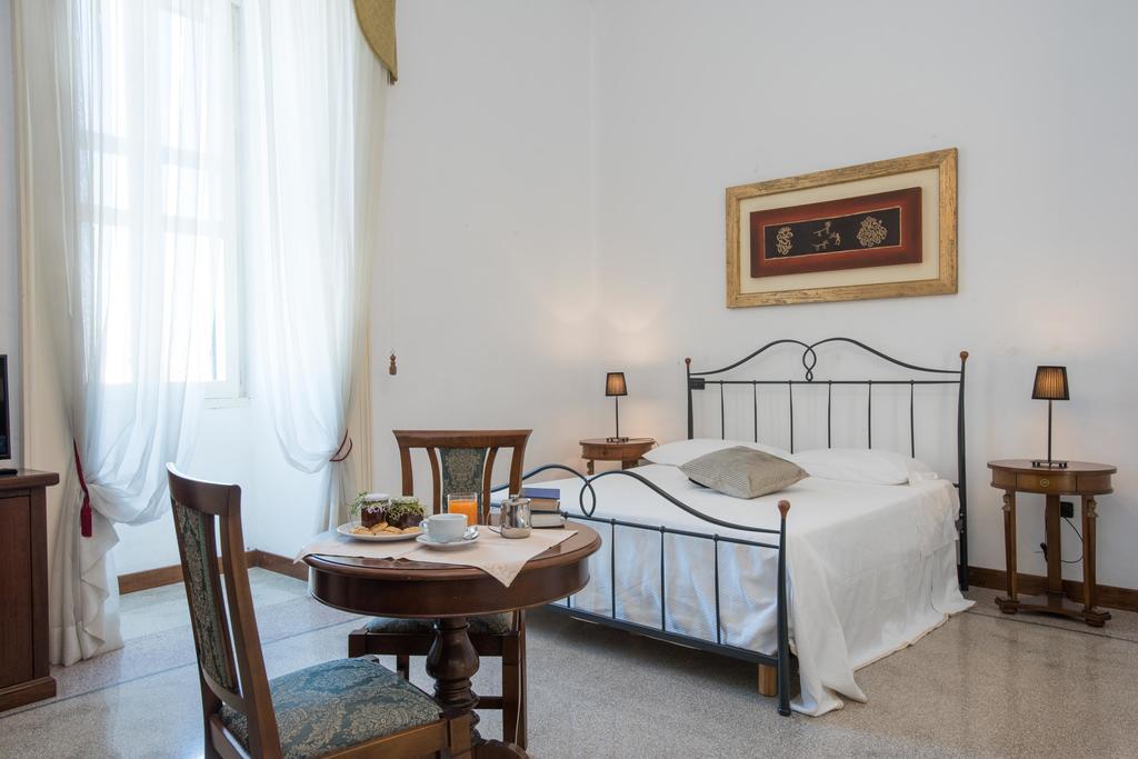 Palazzo Scarciglia - Dimora D'Epoca Bed and Breakfast Minervino di Lecce Εξωτερικό φωτογραφία