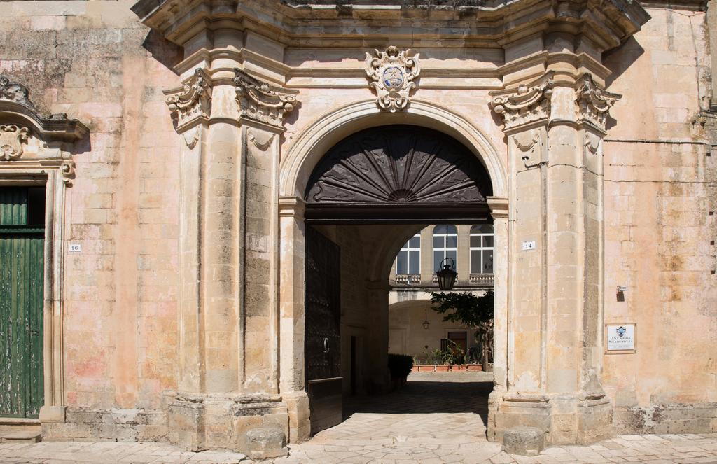 Palazzo Scarciglia - Dimora D'Epoca Bed and Breakfast Minervino di Lecce Εξωτερικό φωτογραφία