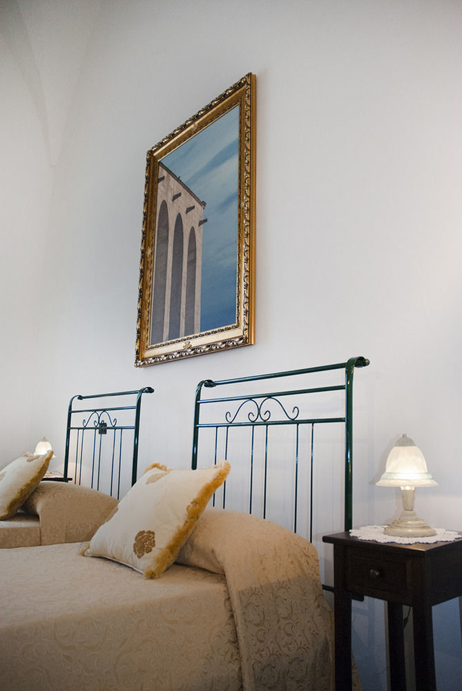 Palazzo Scarciglia - Dimora D'Epoca Bed and Breakfast Minervino di Lecce Εξωτερικό φωτογραφία